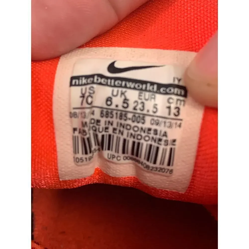 NIKE Boy’s LeBron XII TD Sneakers / Size: 7C